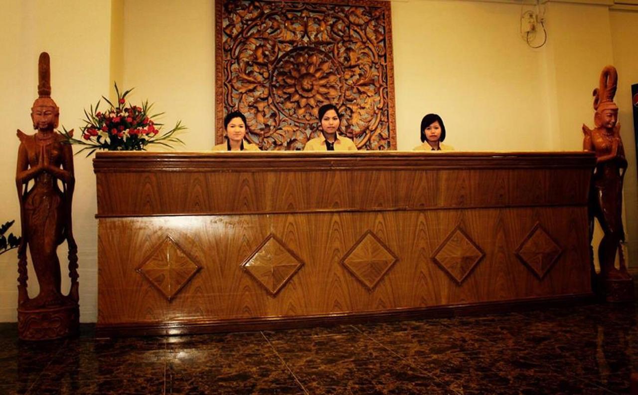 Lanmadaw Plaza Hotel China Town Rangoon Buitenkant foto